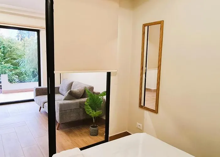 2v1 - Center 1 Apartman Tirana