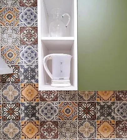 2v1 - Center 1 * Tirana