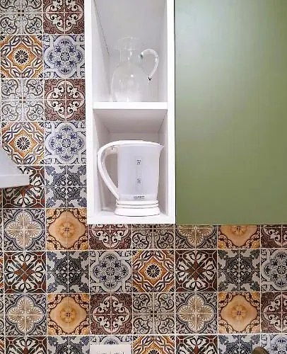 2v1 - Center 1 * Tirana