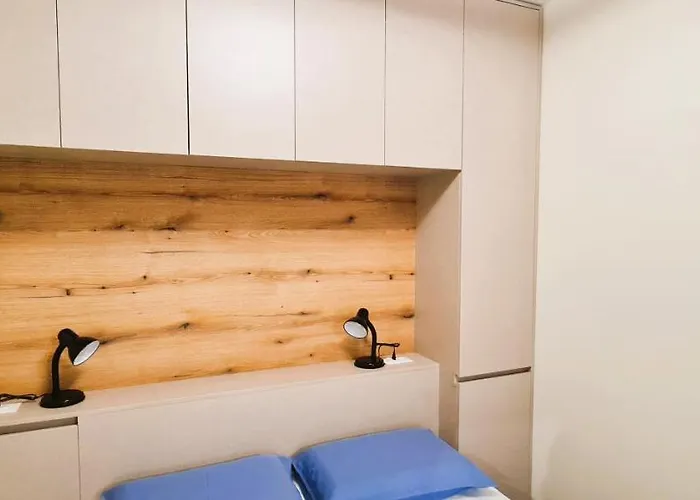 2v1 - Center 1 Lejlighed *